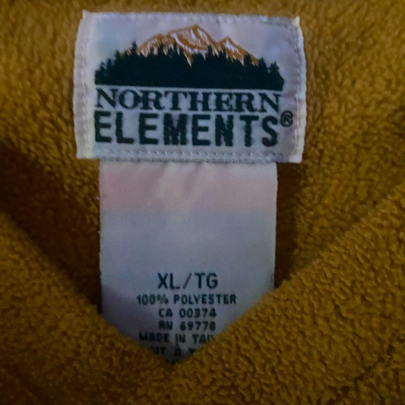 Northern Elements Fleece - Picture 2 of 3